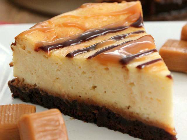 Brownie Caramel Cheesecake