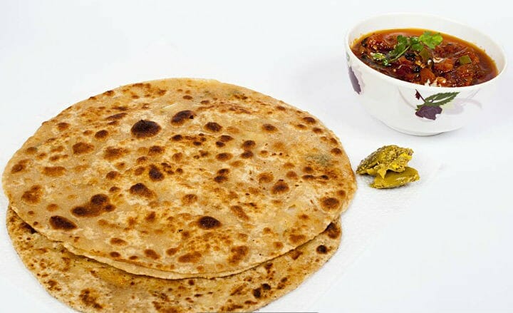 Achaar ka paratha