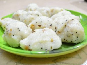Uppu Kozhukattai