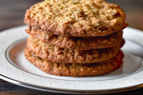 Raisin Honey Chews