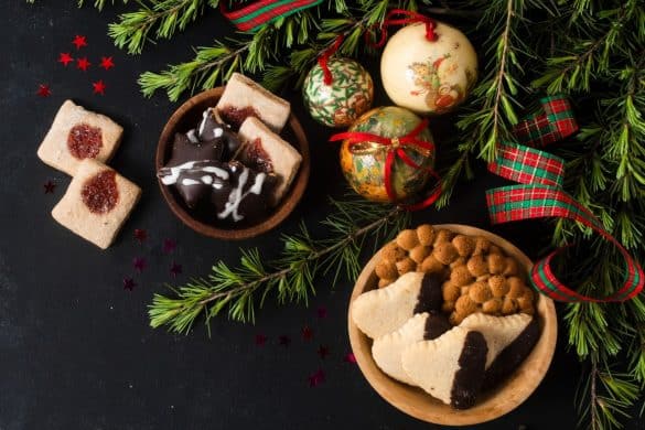 20+ Must-Try Christmas Treats for the Holidays