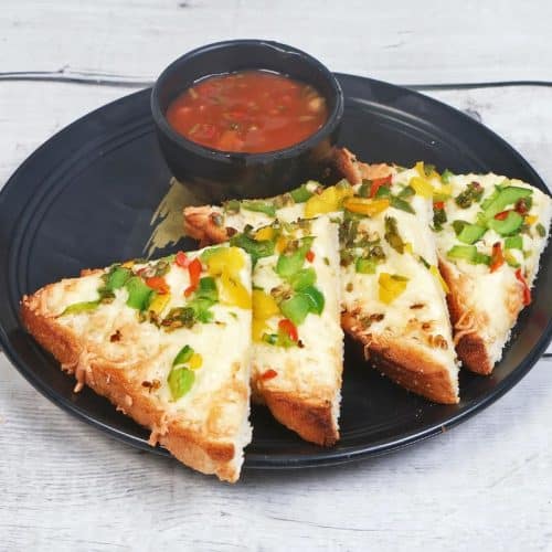 Veg Corn Chilli Cheese Toast / வெஜ் கார்ன் சில்லி சீஸ் டோஸ்ட்