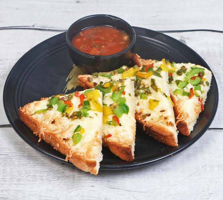 Veg Corn Chilli Cheese Toast / வெஜ் கார்ன் சில்லி சீஸ் டோஸ்ட்