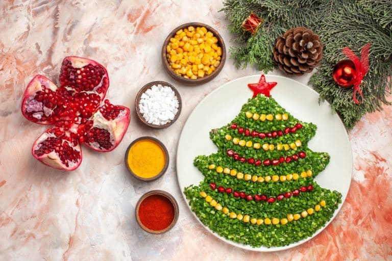 What Are 20 Easy Christmas Lunch Ideas to Wow Your Guests?