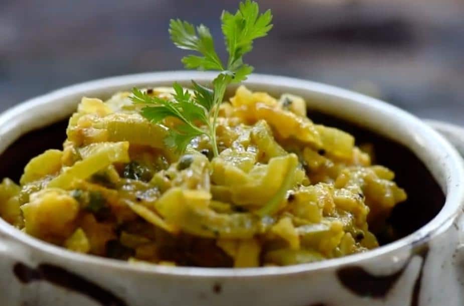 What are the 20 Must-Try Telangana Famous Foods? 12 Potlakaya Pulusu