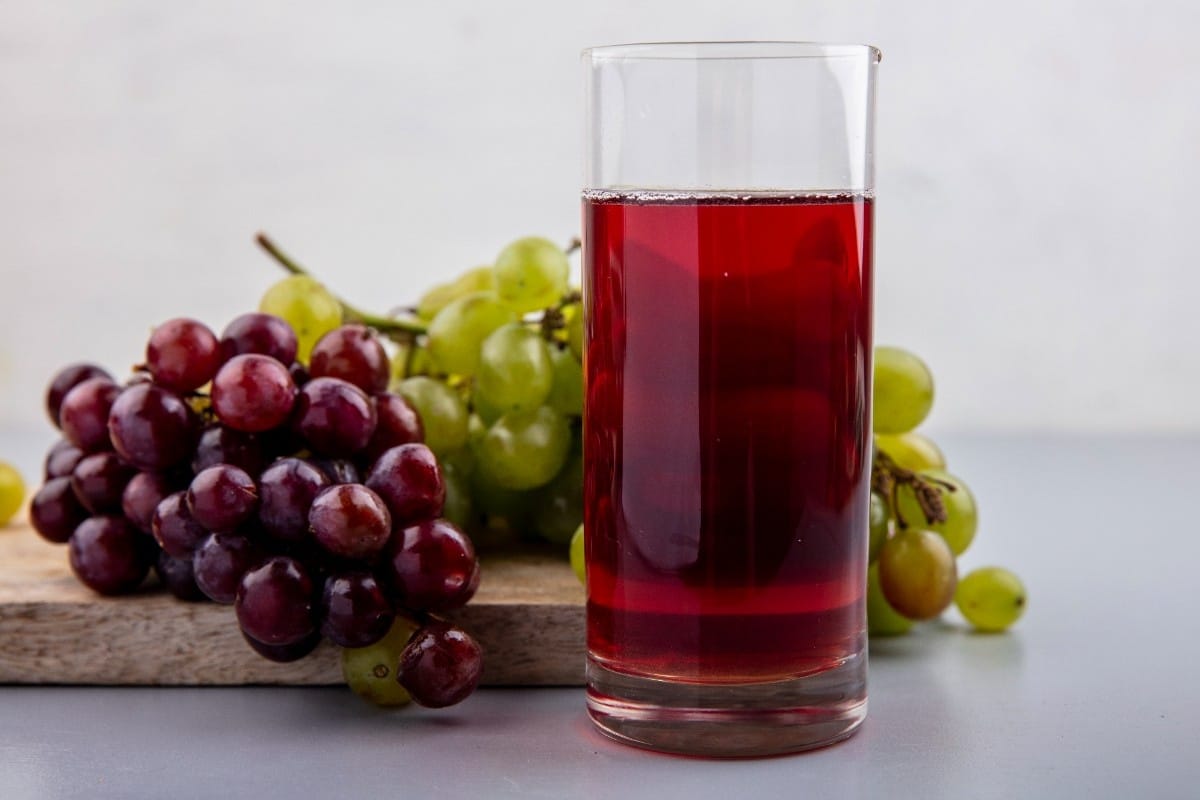 Which Is the Best Fruit Juice for Summer? 10 Grape Juice