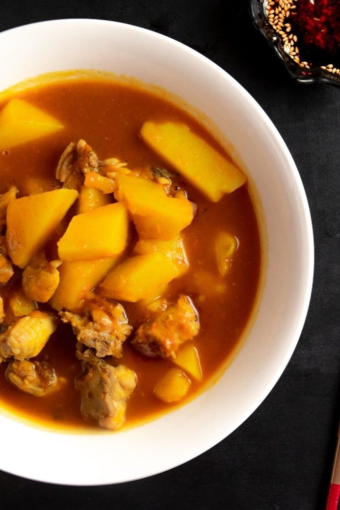 What are the 20 Best Healthy Dinner Ideas for Light Meals? 19 Chicken and Sweet Potato Curry