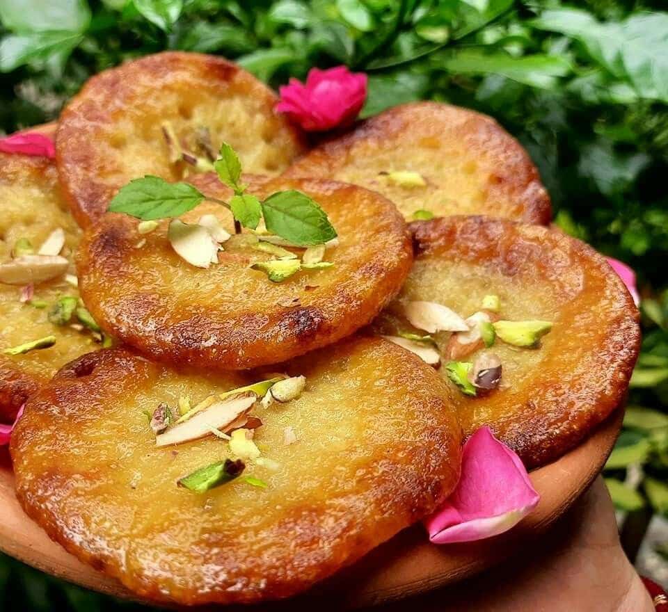 What Are the 20 Must-Try Chhattisgarh Famous Food Dishes? 16 Dehrori a traditional Chhattisgarh sweet made from fermented rice batter and deep fried dumplings