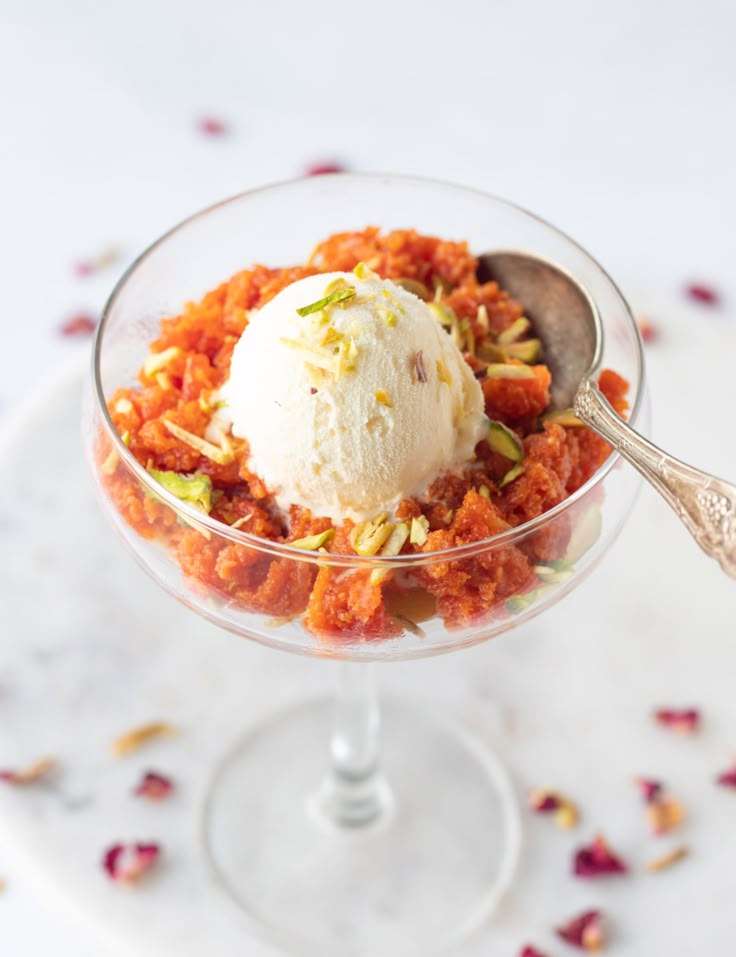 Gajar Ka Halwa with Ice Cream