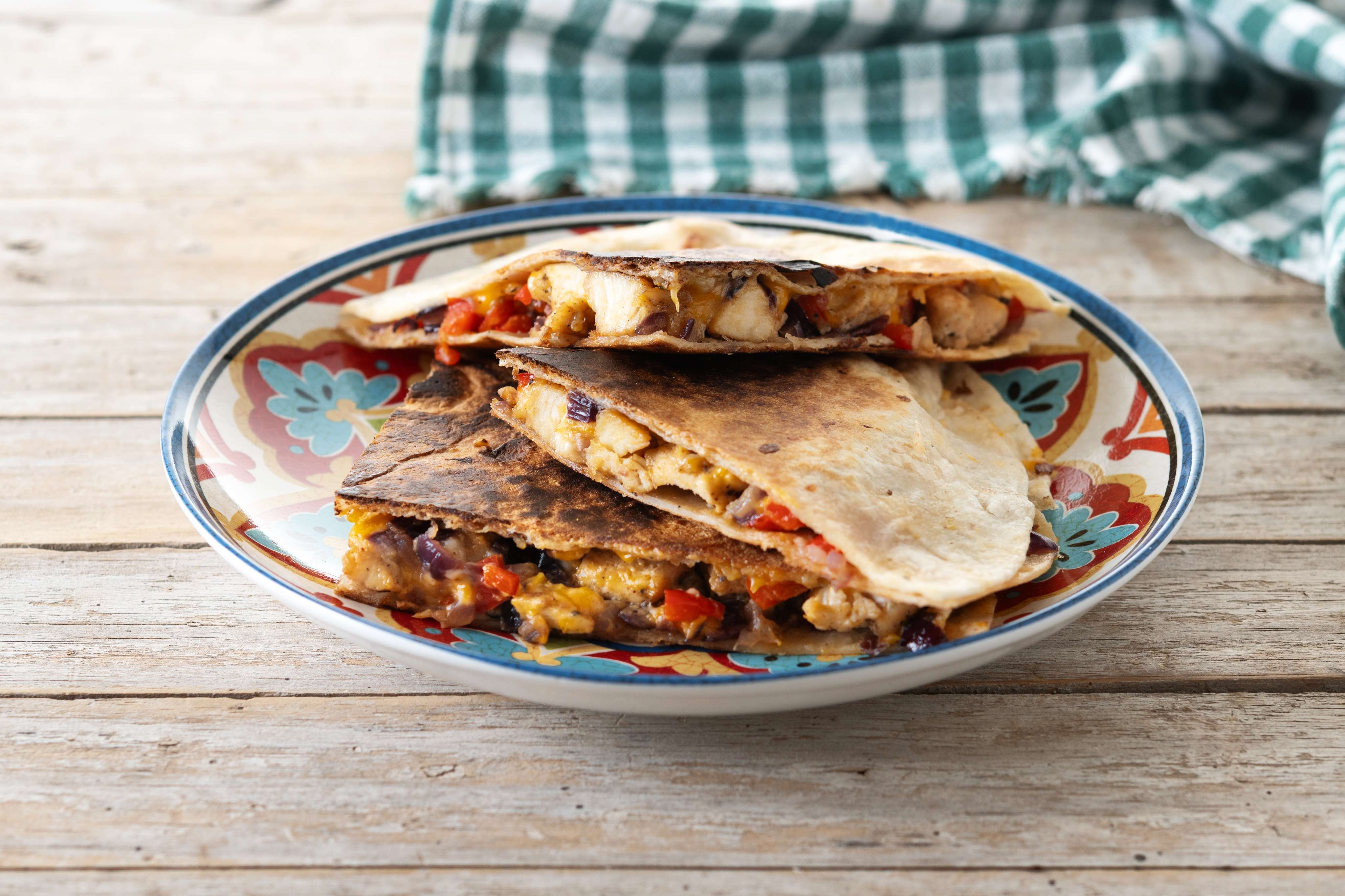 Tacos filled with veggies and eggs