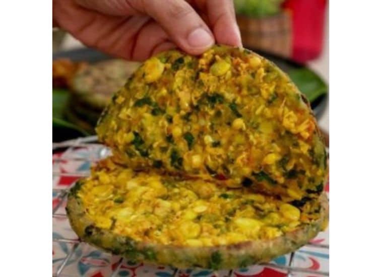 Spinach and Corn Paratha Roll