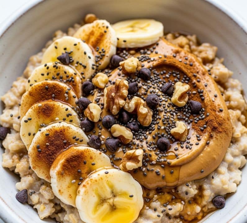 Banana and Peanut Butter Oats Porridge