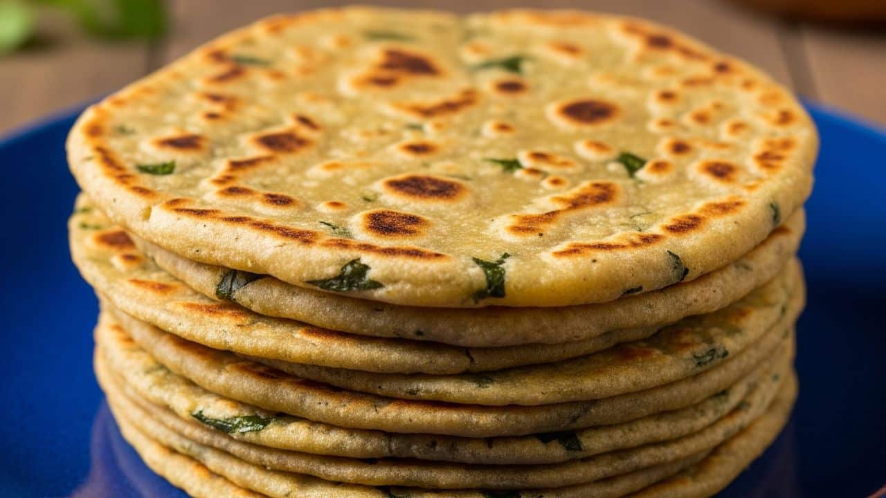Searching for 10 Breakfast Recipes Without Onion and Garlic? 7 Indian Methi Thepla