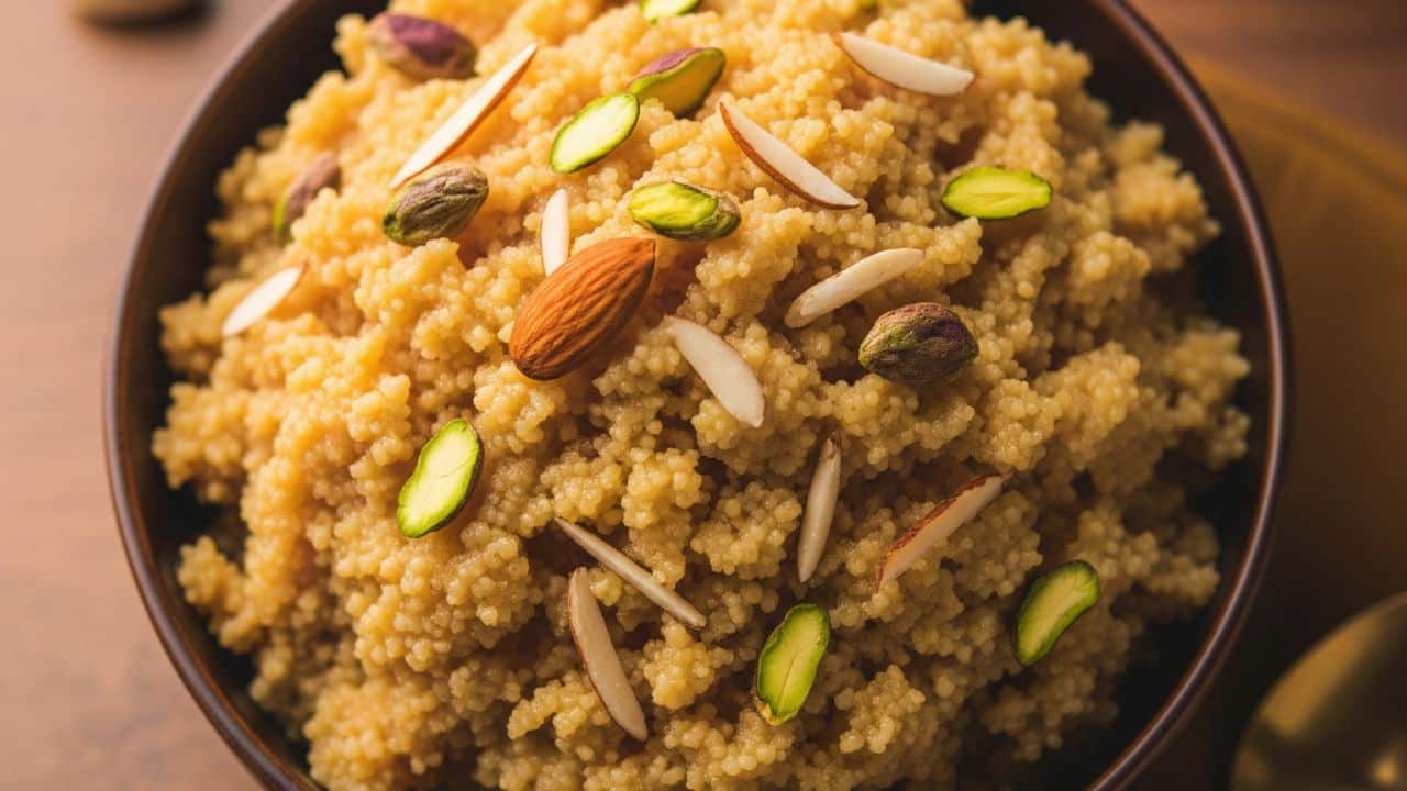 Searching for 10 Breakfast Recipes Without Onion and Garlic? 10 Indian Sooji Halwa