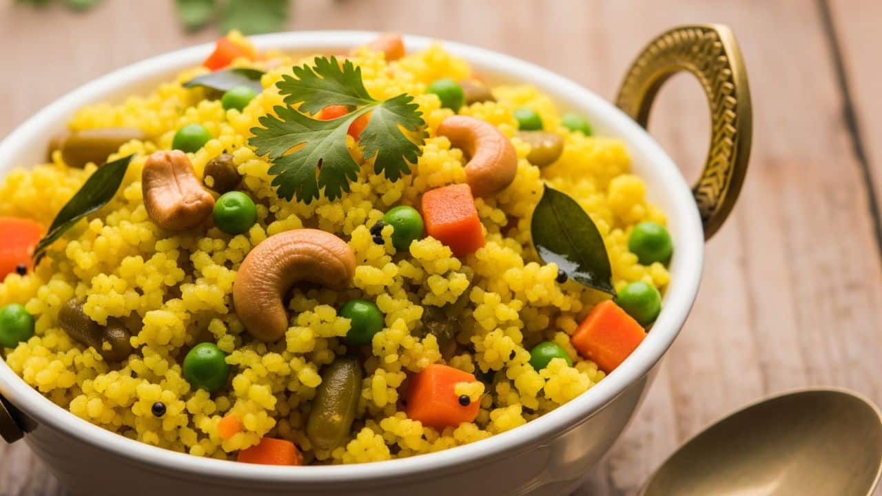 Searching for 10 Breakfast Recipes Without Onion and Garlic? 5 Indian Vegetable Upma