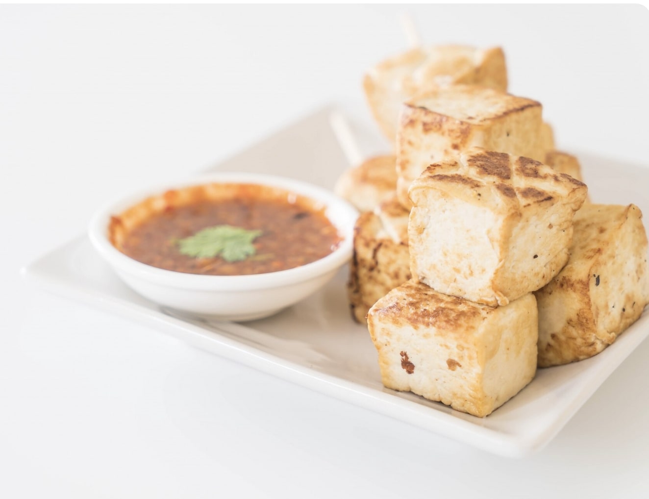 Paneer tikka on a plate
