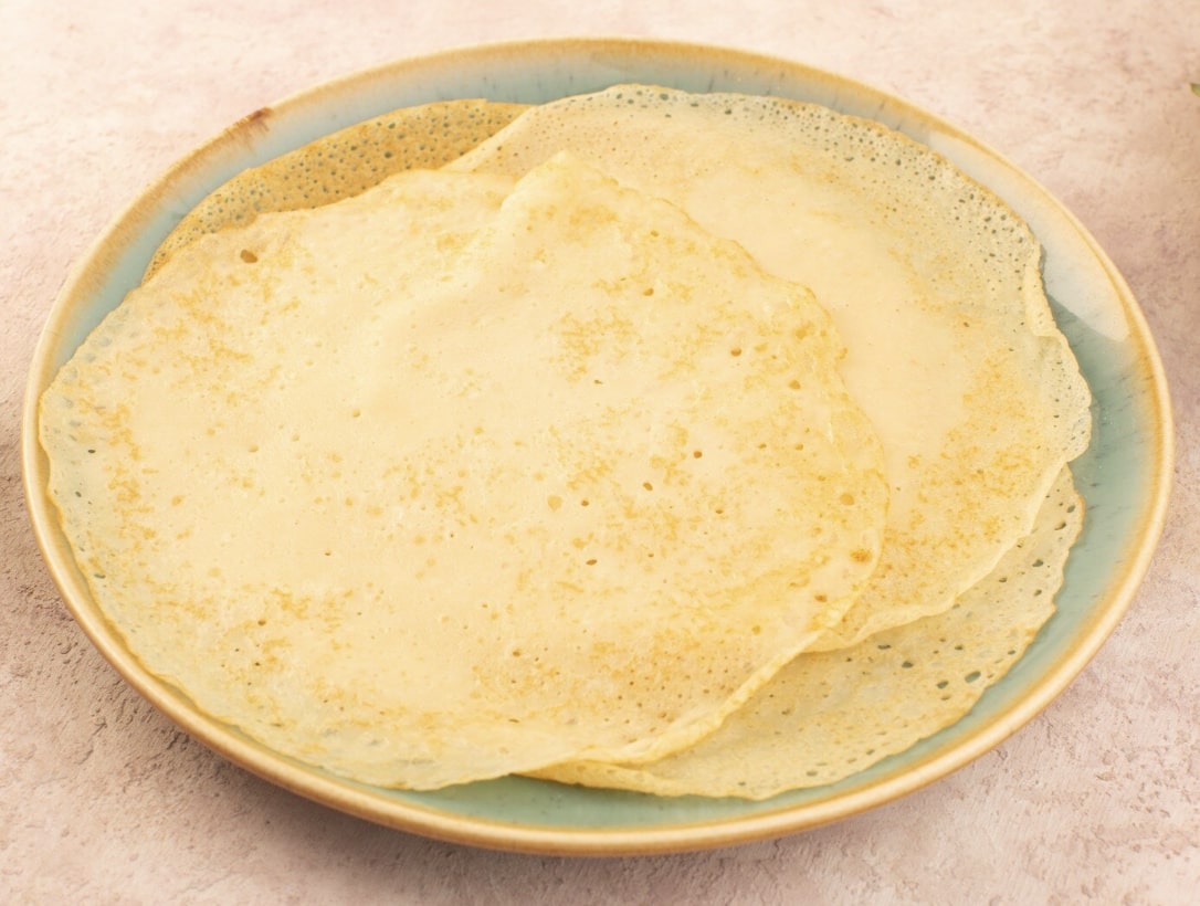 Singhara atta cheela on a plate