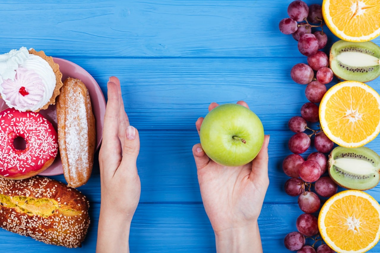 Foods to avoid during gestational diabetes include junk food processed items and sugary snacks
