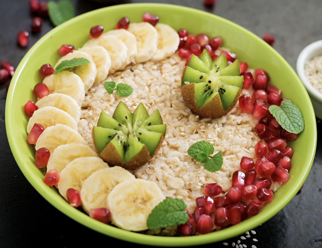 What Are 20 Simple and Healthy Banana Breakfast Recipes? 19 Fresh banana quinoa bowl