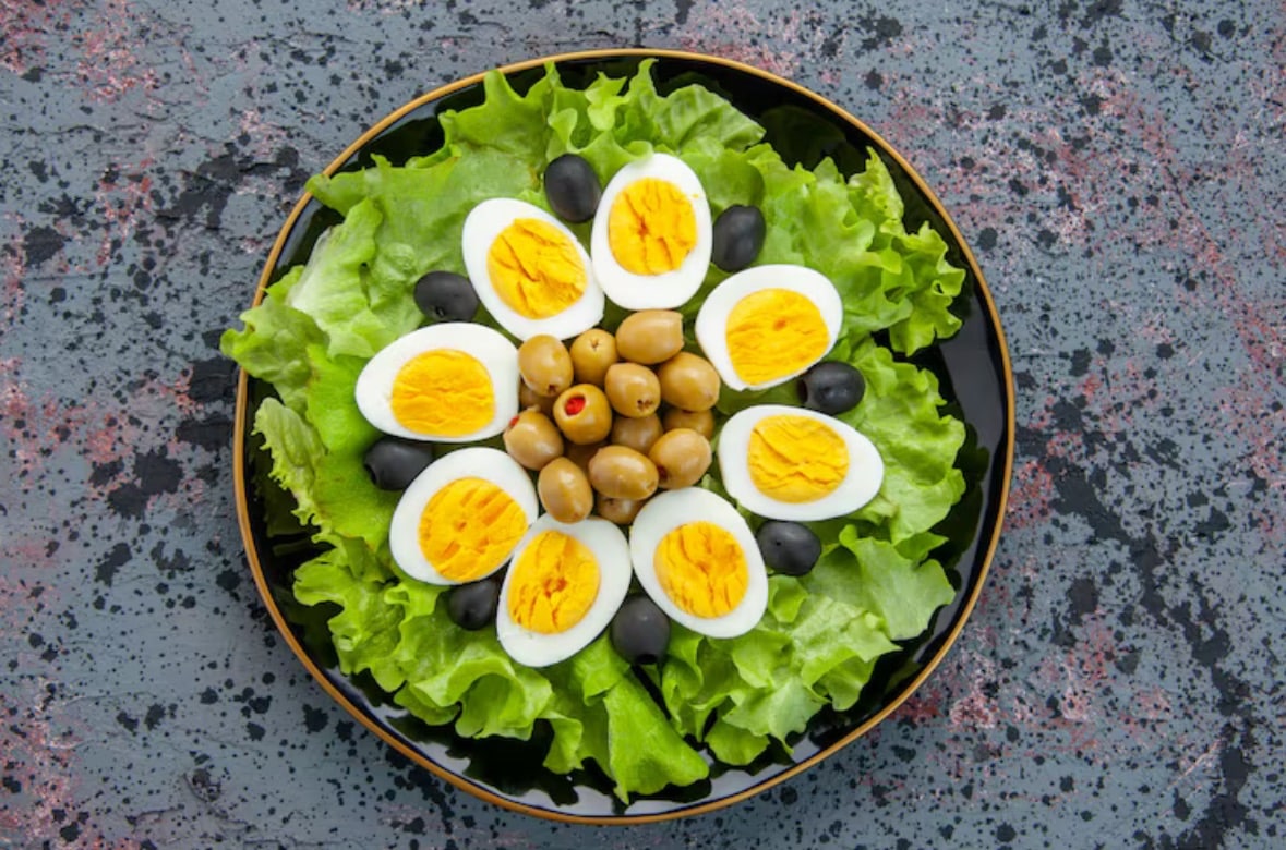 Hard boiled eggs 