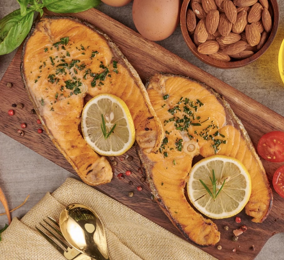 Oil free fish with lemon and nuts