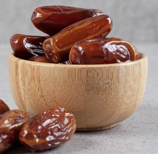 dates are an amazing source of iron