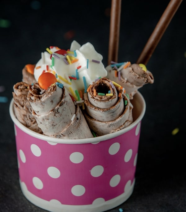ice cream rolls in a cup