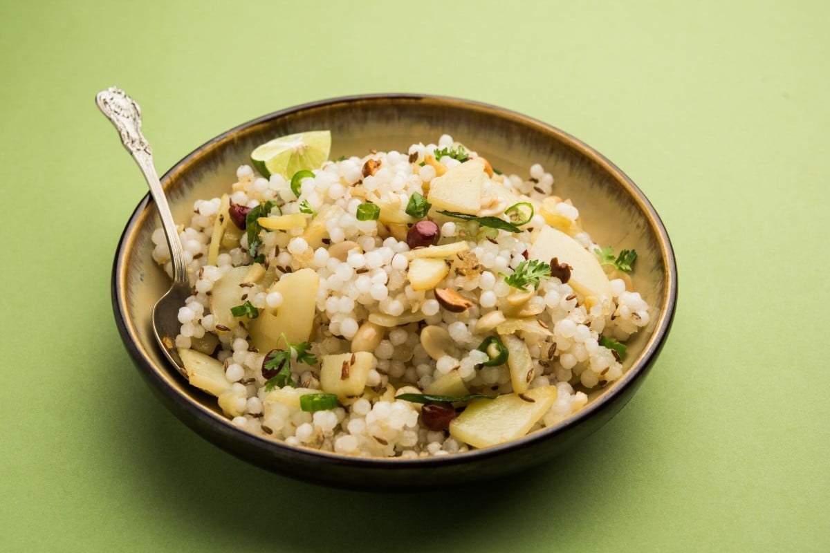 What are the 10 Best Ideas for Cooking Without Fridge? 8 A bowl of Sabudana Khichdi made with tapioca pearls garnished with chopped coriander green chilies roasted peanuts cashews