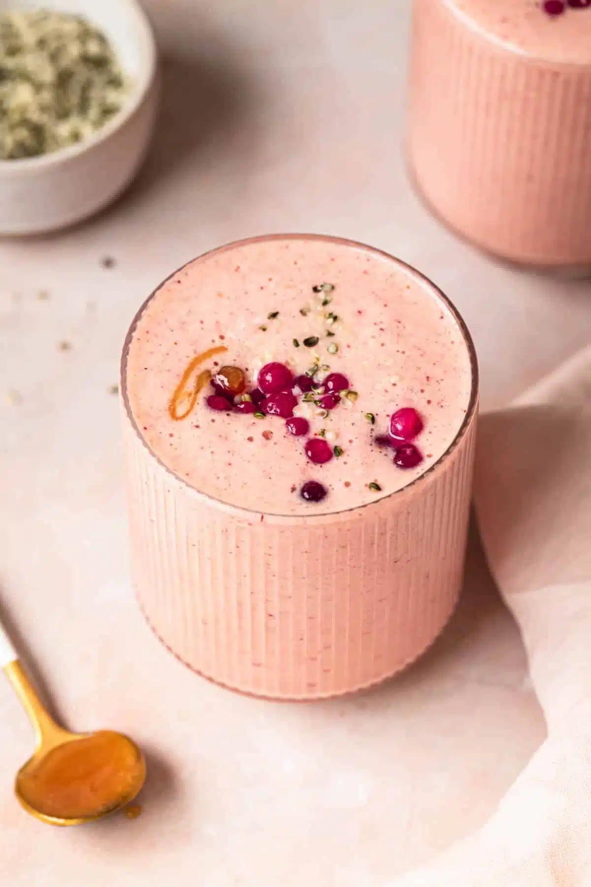 How to Make Smoothies at Home With Simple Ingredients? 6 Cranberry banana smoothie with frozen cranberries and creamy banana texture