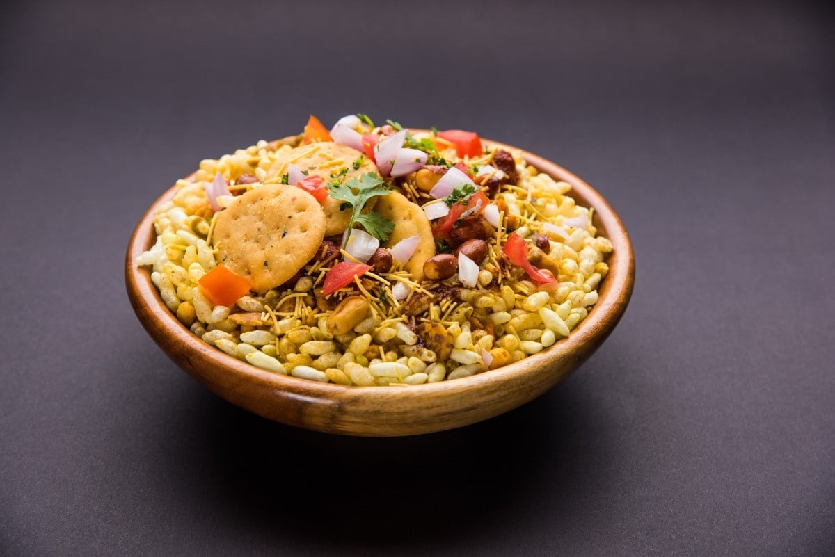 What Are 15 Famous Mumbai Street Food Dishes? 5 Bhel Puri