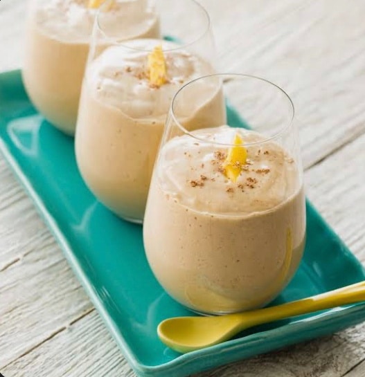 What are 20 Creative Summer Smoothie Bowl Recipes to Try? 1 Tropical Mango Coconut Smoothie