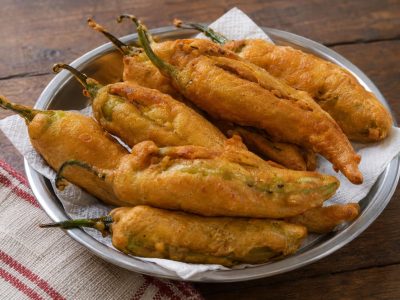 Milagai Bajji