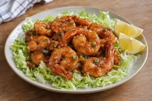 Homemade Prawns with Hot Bean Sauce, ready to serve
